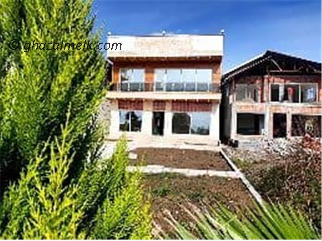 خرید ویلا استخردار نما مدرن در محمودآباد